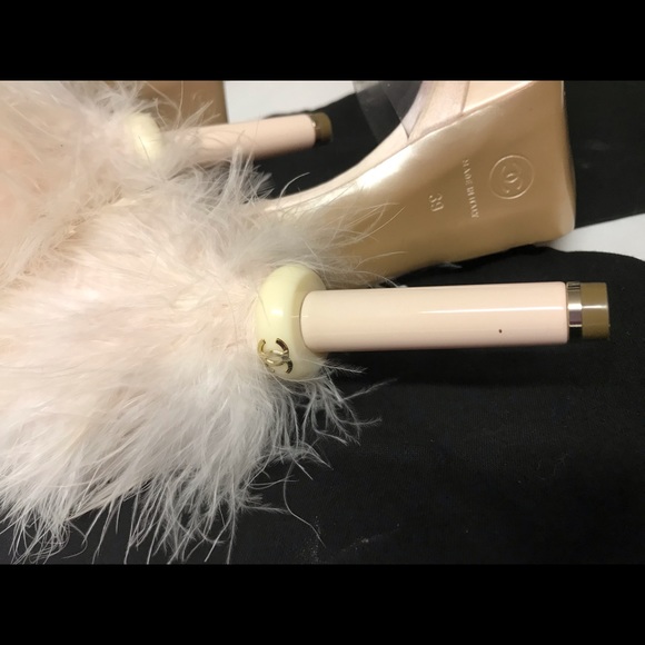 SOLD Chanel Pink feather cream heels boudoir shoes 9 - Picture 7 of 9